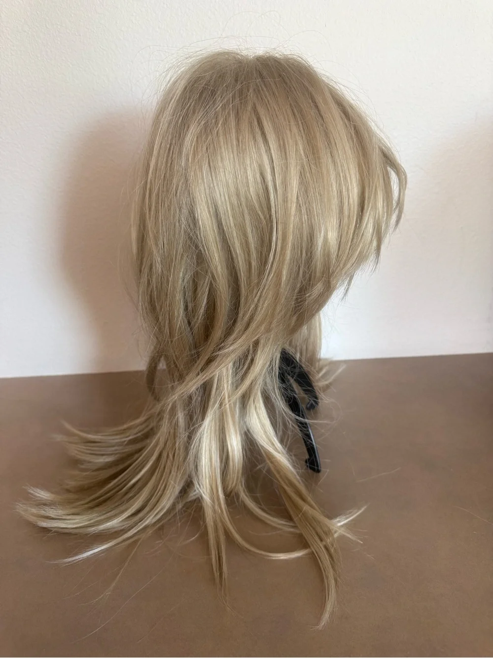 Blonde Women’s Wig with Fringe